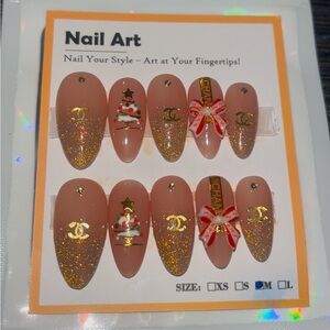 10 PC Hand Crafted Gold Ombre Christmas Nails NWT